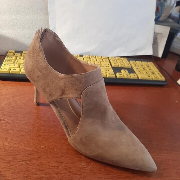 NEW ! Cole Haan Ina Suede Cut-out Shooties Tan Size 9.5
